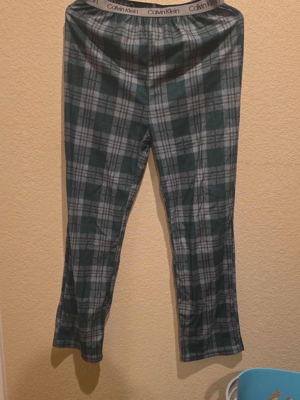 Calvin Klein Kids Green and Gray Plaid Leggings